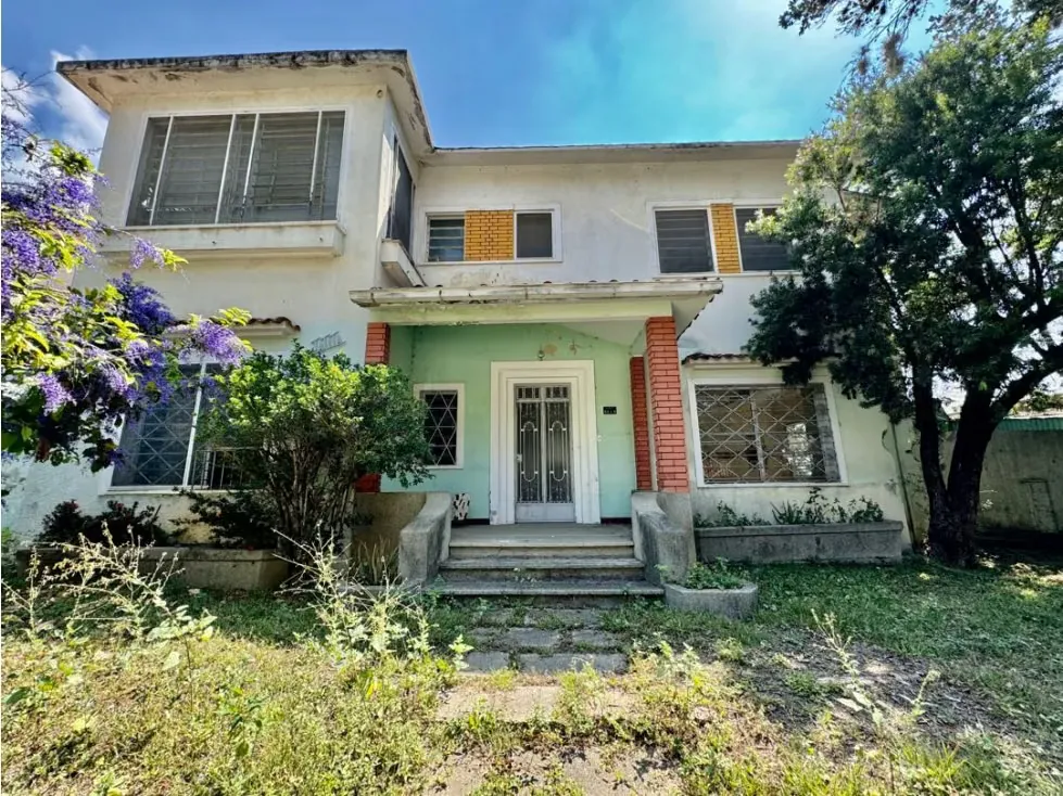 Se vende casa 550m2 Altamira - 2