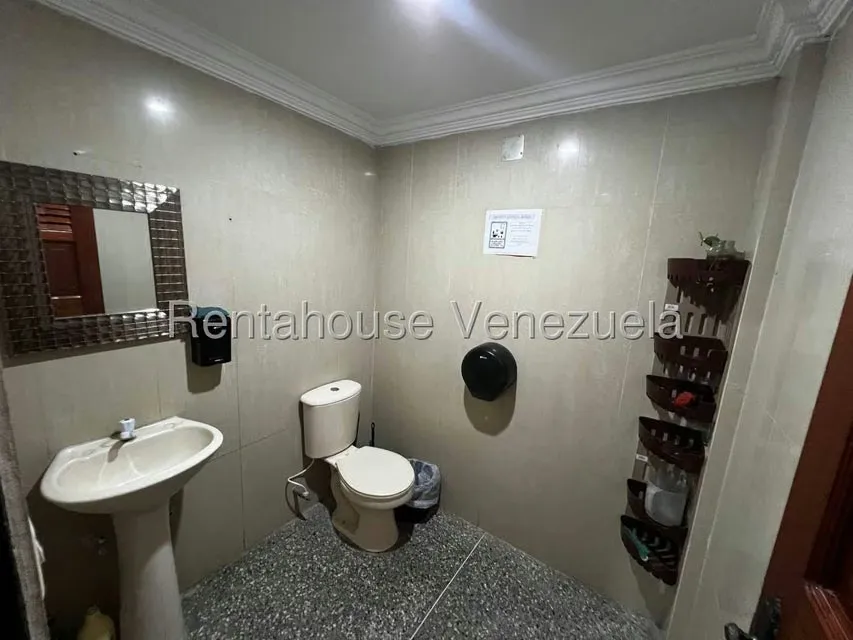 Local Comercial en Alquiler en Zona Este, Lara - 8