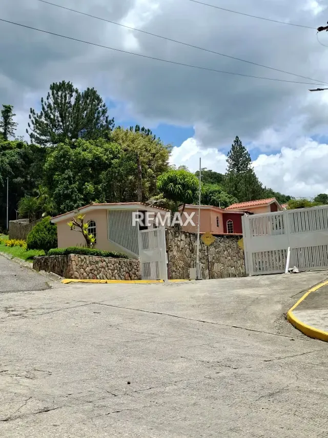TOWNHOUSE EN VENTA EN URB. LOMAS DEL ROCÍO. LA ENTRADA NAGUANAGUA - 19