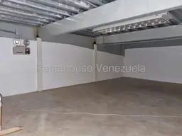 View 32