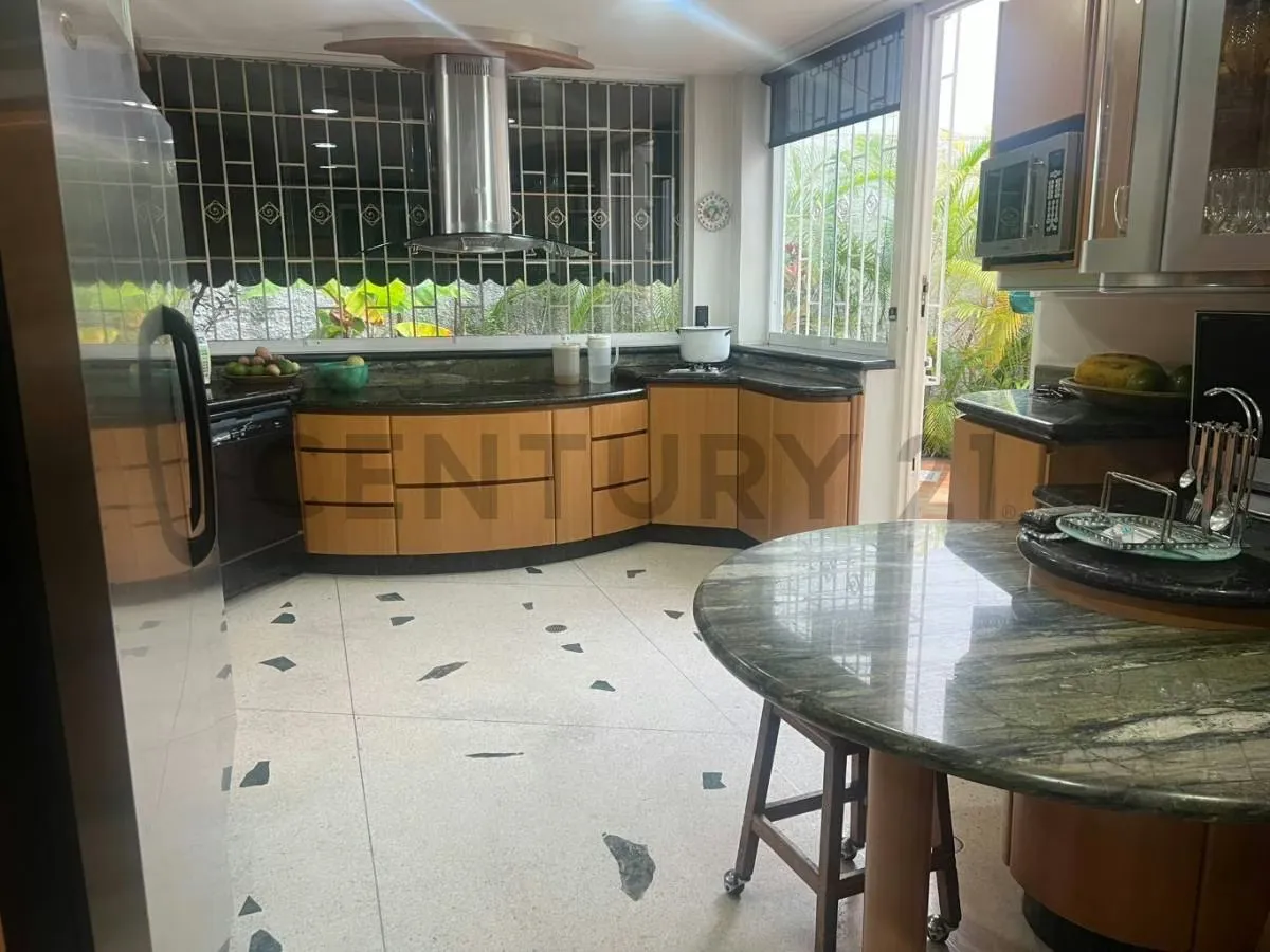 Casa 660 m² en Las Palmas · 3 niveles, anexo independiente y vista al Ávila - 14