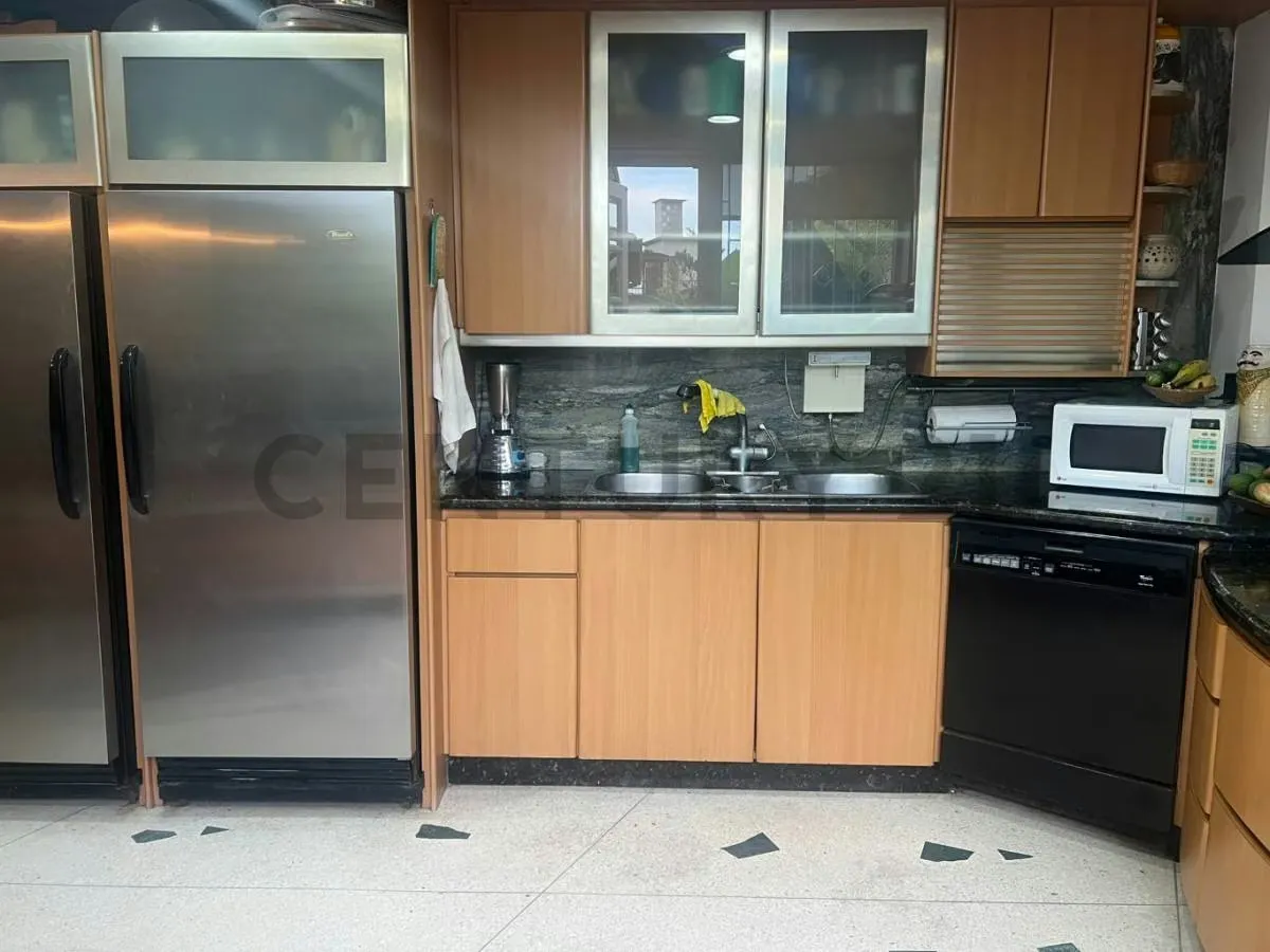 Casa 660 m² en Las Palmas · 3 niveles, anexo independiente y vista al Ávila - 17