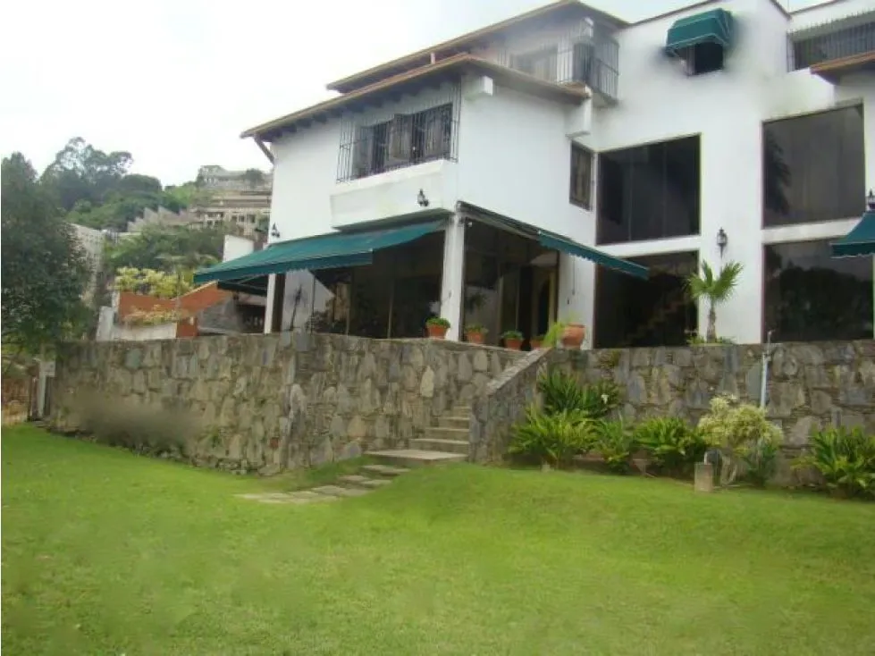 Se vende casa 1283m2 5h/7b/5p La Lagunita 6333