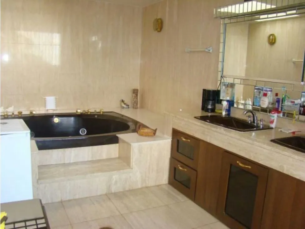 Se vende casa 1283m2 5h/7b/5p La Lagunita 6333 - 15