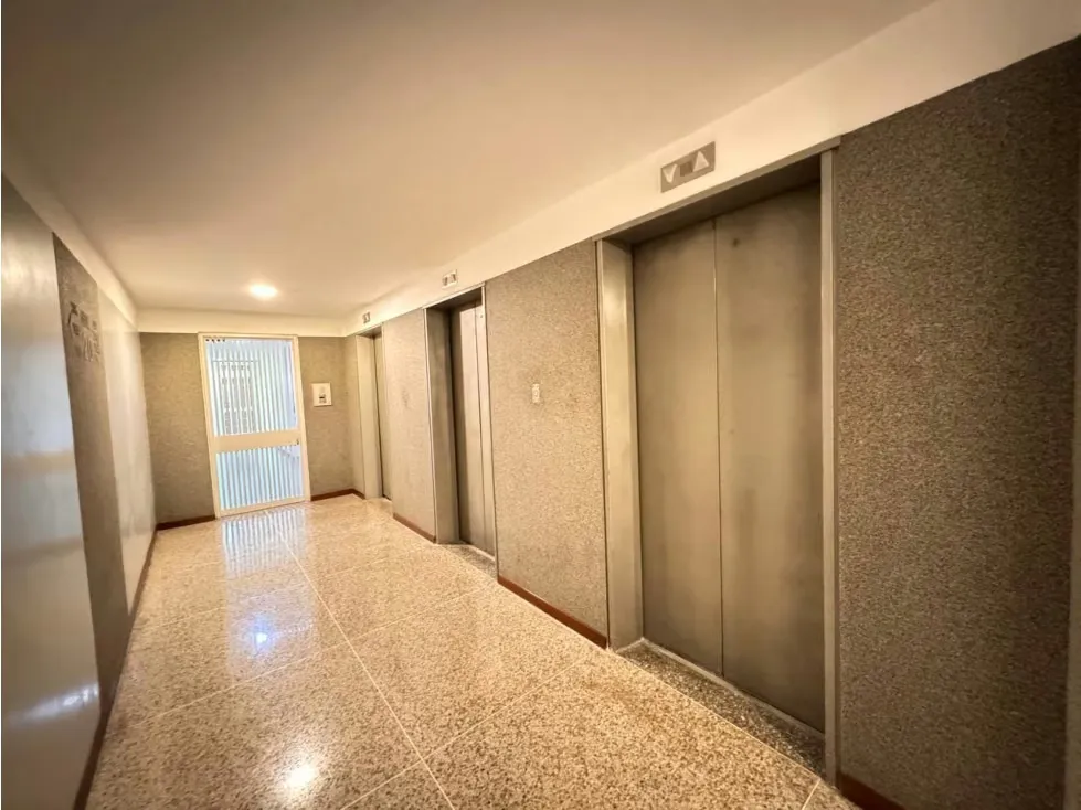 VENTA DE APARTAMENTO EN LA URB. PARQUE HUMBOLDT, PRADOS DEL ESTE - 2