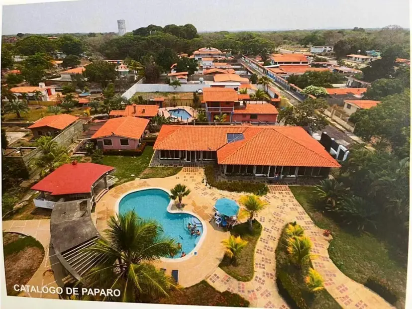 CASA TIPO POSADA RIO CHICO, 850M2 CONS, 1600 M2 TERRENO+Z.VERDE