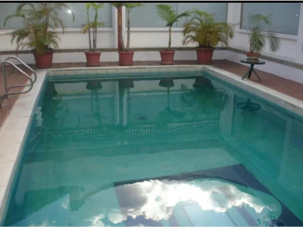 Vendo casa 1170m2 7h/8b/4p Colinas de Tamanaco 4098 - 2