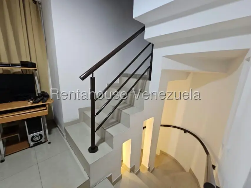 Townhouse (Multiples Niveles) en Venta en La Morita, Aragua - 46