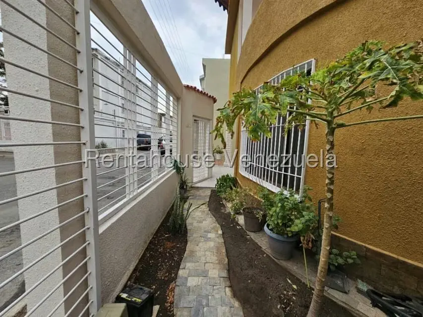 Townhouse (Multiples Niveles) en Venta en La Morita, Aragua - 56