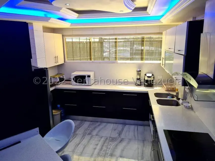 Casa (Multipes Niveles) en Venta en Colinas de Bello Monte, Distrito Metropolitano - 13