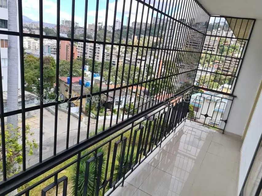 Casa (Multipes Niveles) en Venta en Colinas de Bello Monte, Distrito Metropolitano - 25