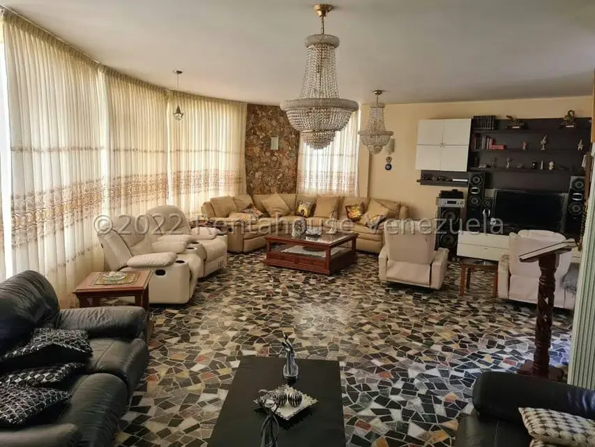Casa (Multipes Niveles) en Venta en Colinas de Bello Monte, Distrito Metropolitano - 4