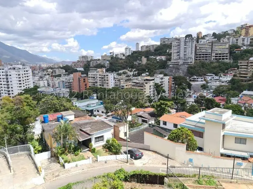 Casa (Multipes Niveles) en Venta en Colinas de Bello Monte, Distrito Metropolitano - 41