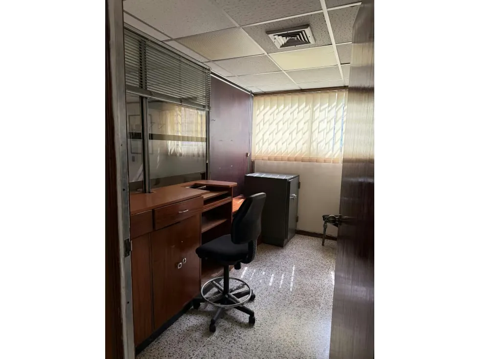 Alquilo oficina 200m2 La Campiña 1274 - 6