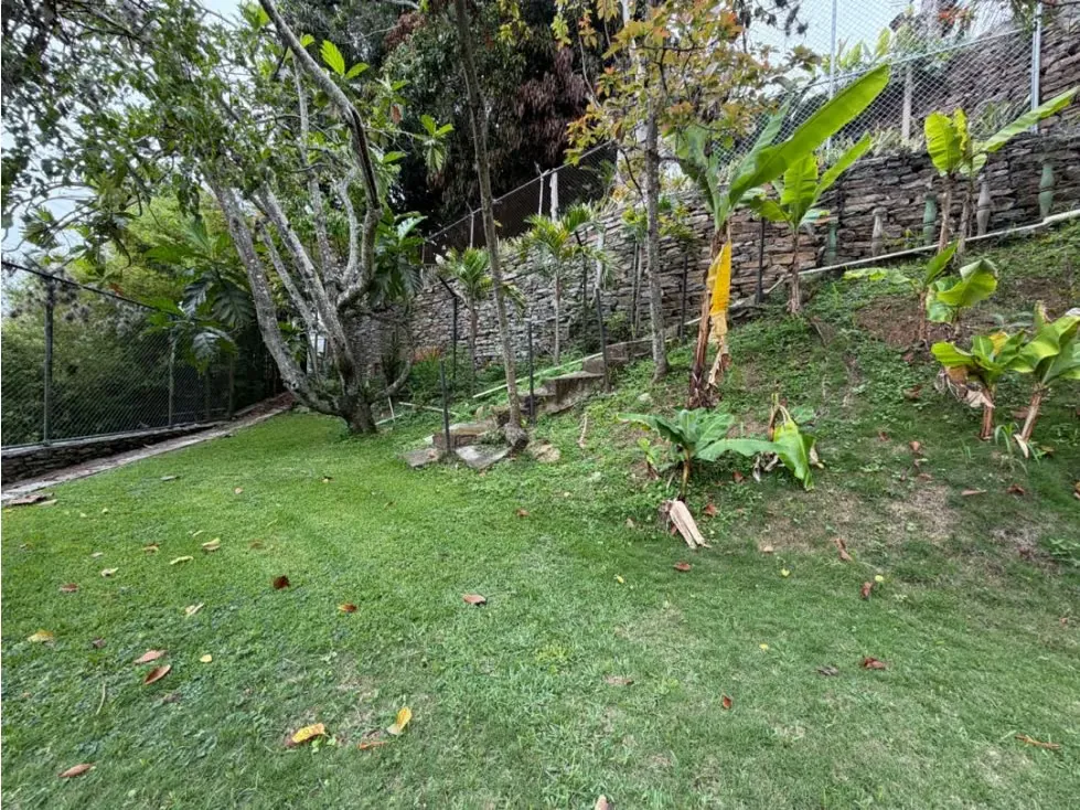 Vendo casa 993m2 Urb.Cerro Verde 2521 - 13