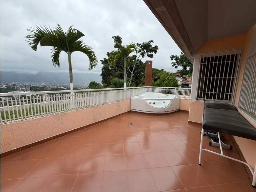 Vendo casa 993m2 Urb.Cerro Verde 2521 - 25