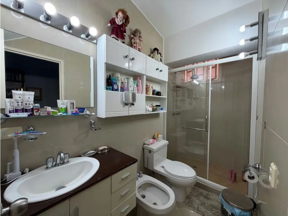 Vendo casa 993m2 Urb.Cerro Verde 2521 - 33