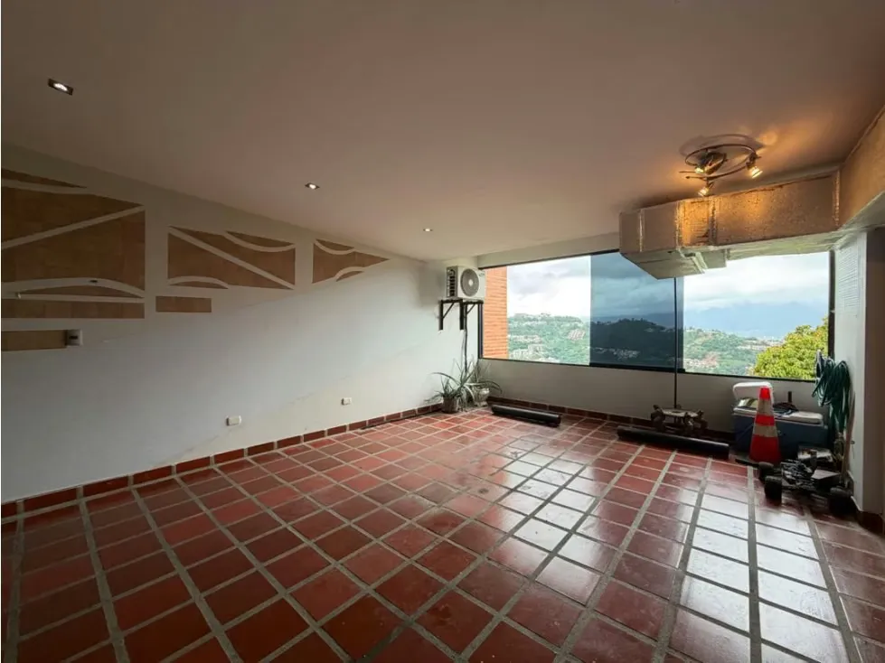 Vendo casa 993m2 Urb.Cerro Verde 2521 - 57