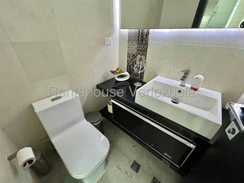 Apartamento (Duplex) en Venta en La Castellana, Distrito Metropolitano - 11