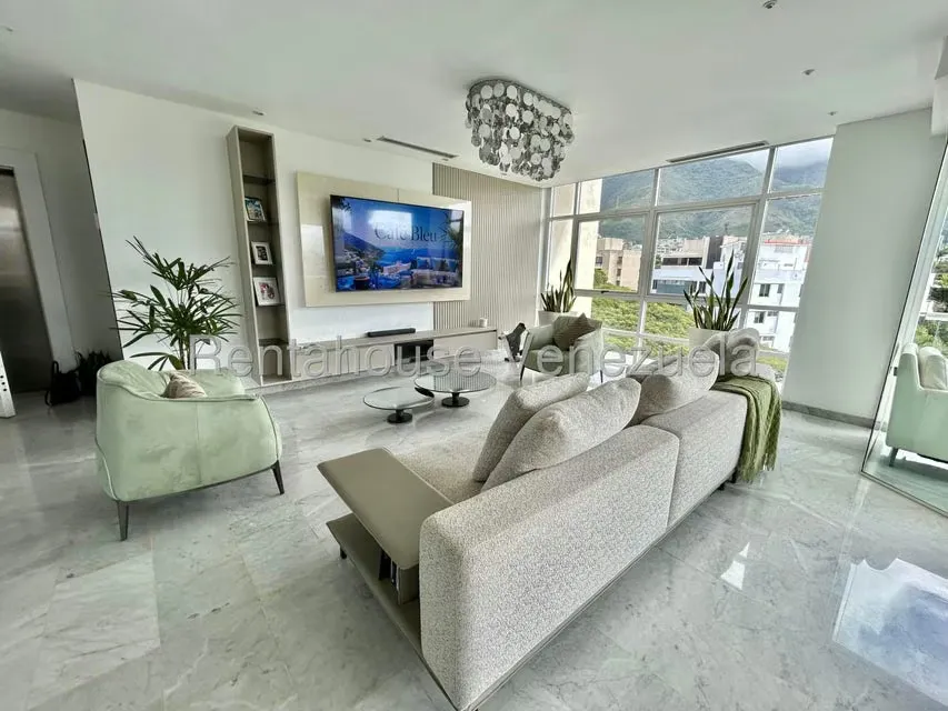 Apartamento (Duplex) en Venta en La Castellana, Distrito Metropolitano - 3