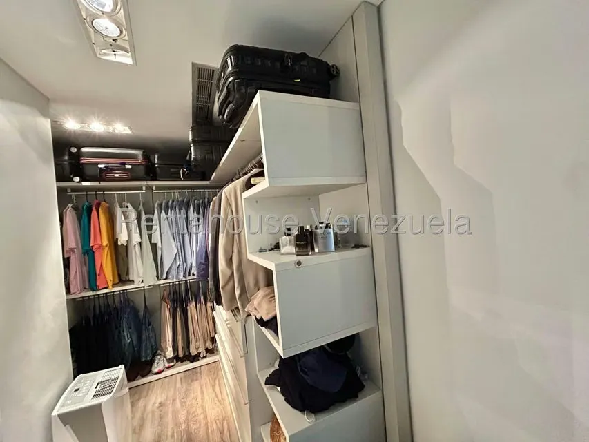 Apartamento (Duplex) en Venta en La Castellana, Distrito Metropolitano - 21