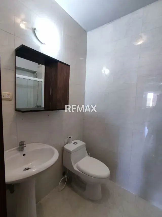 Apartamento en alquiler ubicado en el parral Res. Chelsea ocurre planta 100% - 12