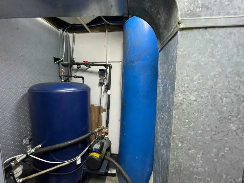 Vendo fondo de comercio Rest de Pollo/Brasa 340m2 Puente Hierro 7408 - 39