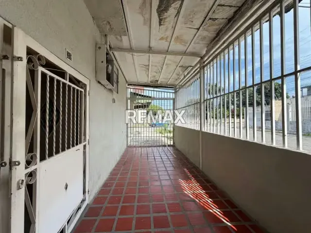 Local en San José, Maracay - 5