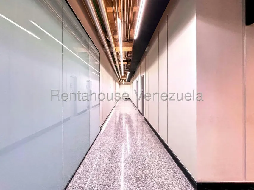 Oficina en Venta en Las Mercedes, Distrito Metropolitano - 4