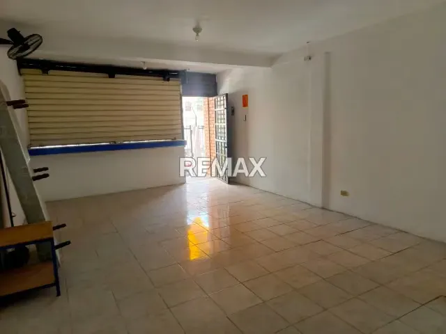 Alquiler de Local comercial en Calle Bolívar, Cumaná - 3