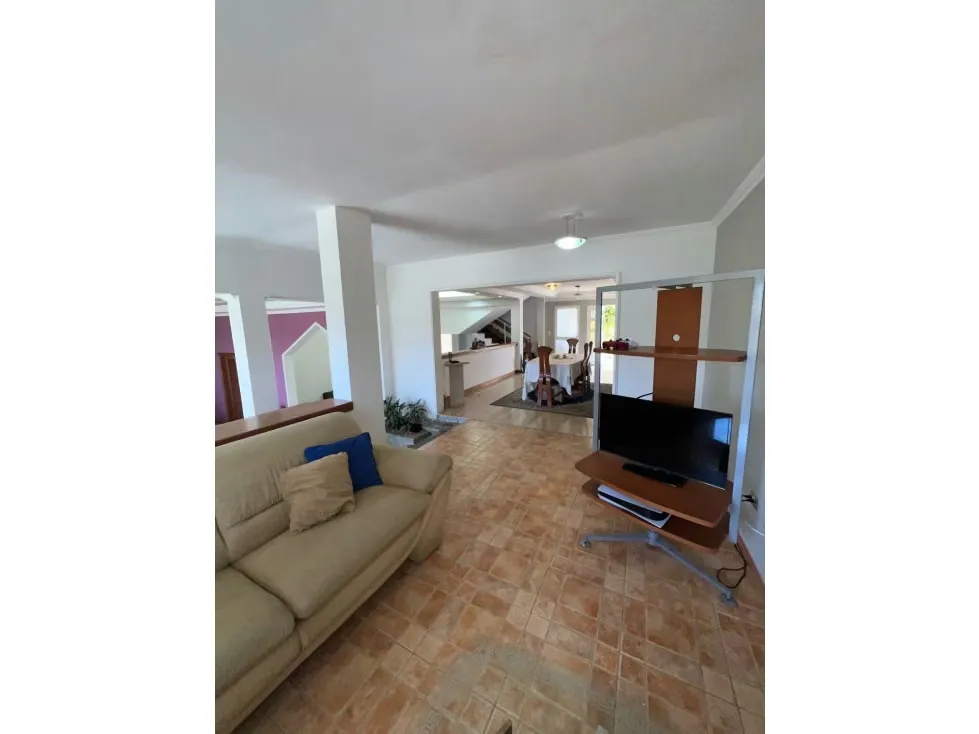 SE VENDE CASA EN LA TRINIDAD COLINAS DE SOROCAIMA - 27
