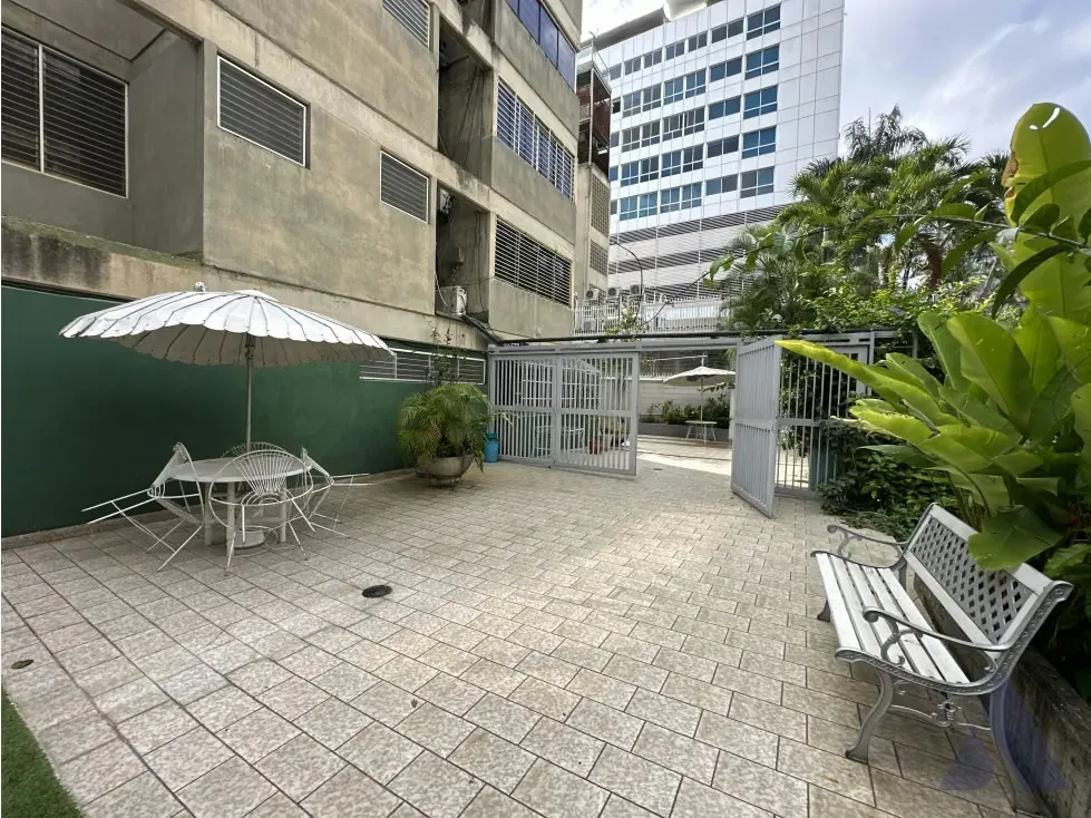 Vendo edificio 1800m2 Las Mercedes 3480 - 5