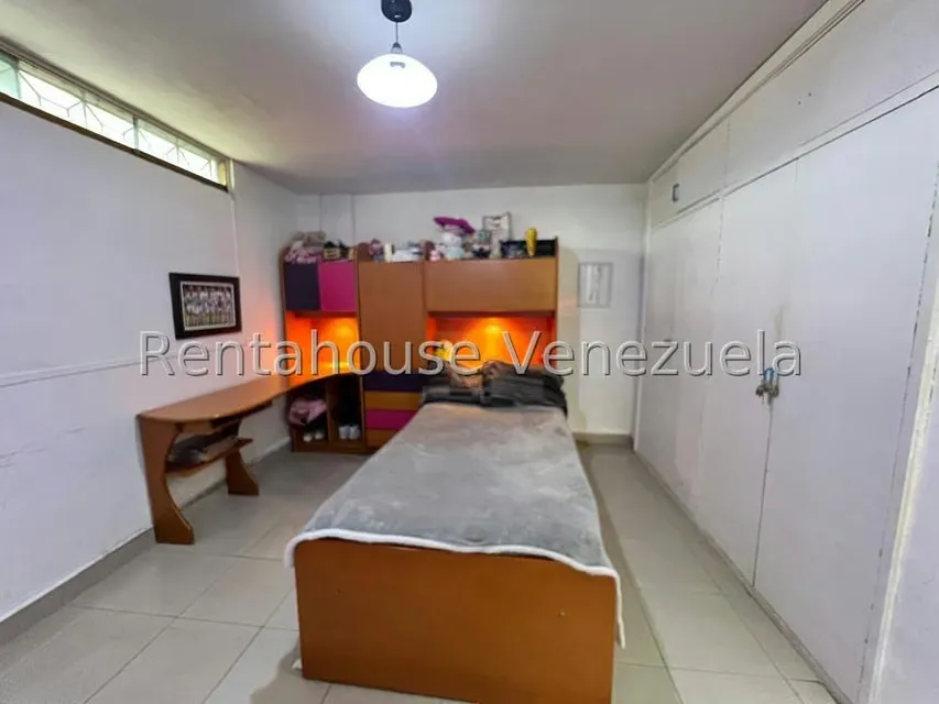Apartamento (1 Nivel) en Venta en Los Chaguaramos, Distrito Metropolitano - 15
