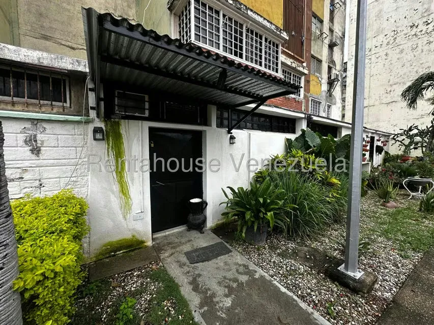 Apartamento (1 Nivel) en Venta en Centro, Portuguesa - 2