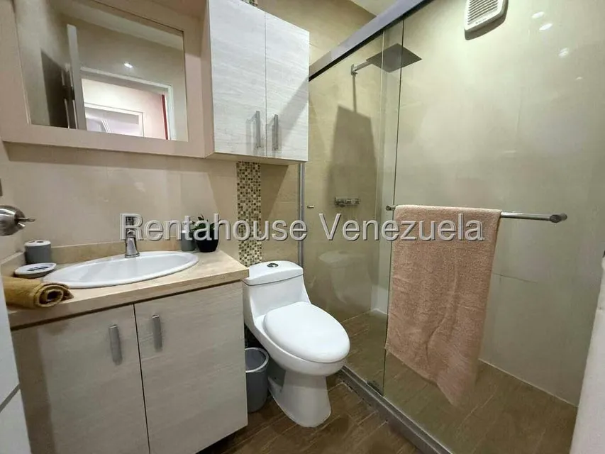 Apartamento (1 Nivel) en Alquiler en Las Chimeneas, Carabobo - 11