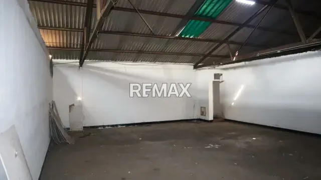 EN ALQUILER LOCAL COMERCIAL - 10