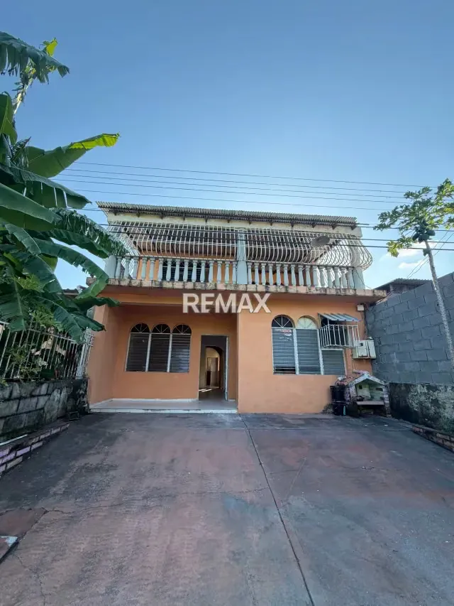 TOWNHOUSE EN VENTA UBICADO EN URB DURIGUA 4 - 2