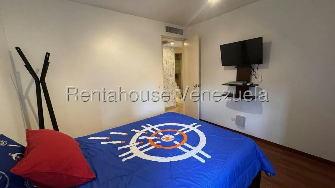 Apartamento (1 Nivel) en Alquiler en Campo Alegre, Distrito Metropolitano - 15