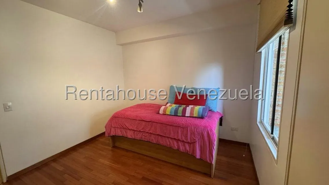 Apartamento (1 Nivel) en Alquiler en Campo Alegre, Distrito Metropolitano - 19