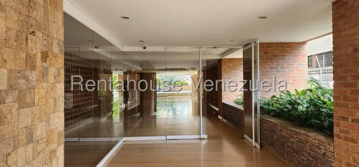 Apartamento (1 Nivel) en Alquiler en Campo Alegre, Distrito Metropolitano - 23