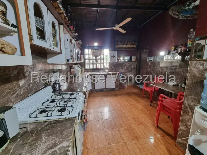 Casa (Duplex) en Venta en Parroquia Union, Lara - 70