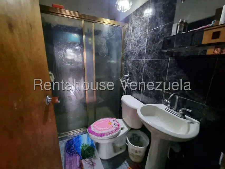 Casa (Duplex) en Venta en Parroquia Union, Lara - 85