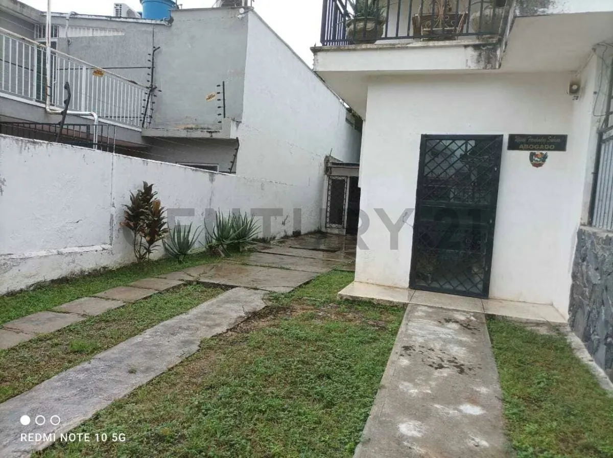 Casa con potencial comercial en la Urbanizacion Carabobo - 3