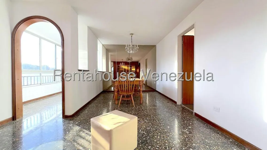 Apartamento (1 Nivel) en Alquiler en El Cafetal, Distrito Metropolitano - 14
