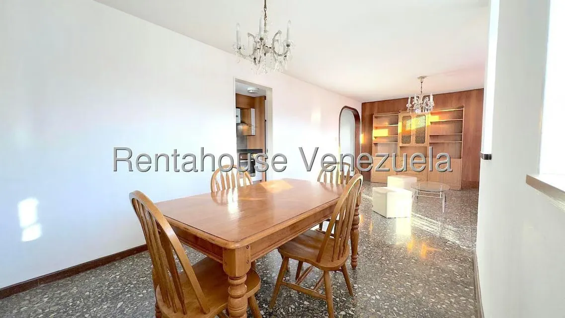 Apartamento (1 Nivel) en Alquiler en El Cafetal, Distrito Metropolitano - 16