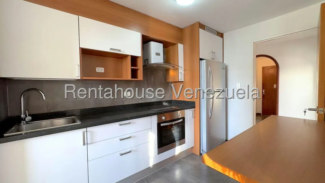 Apartamento (1 Nivel) en Alquiler en El Cafetal, Distrito Metropolitano - 19