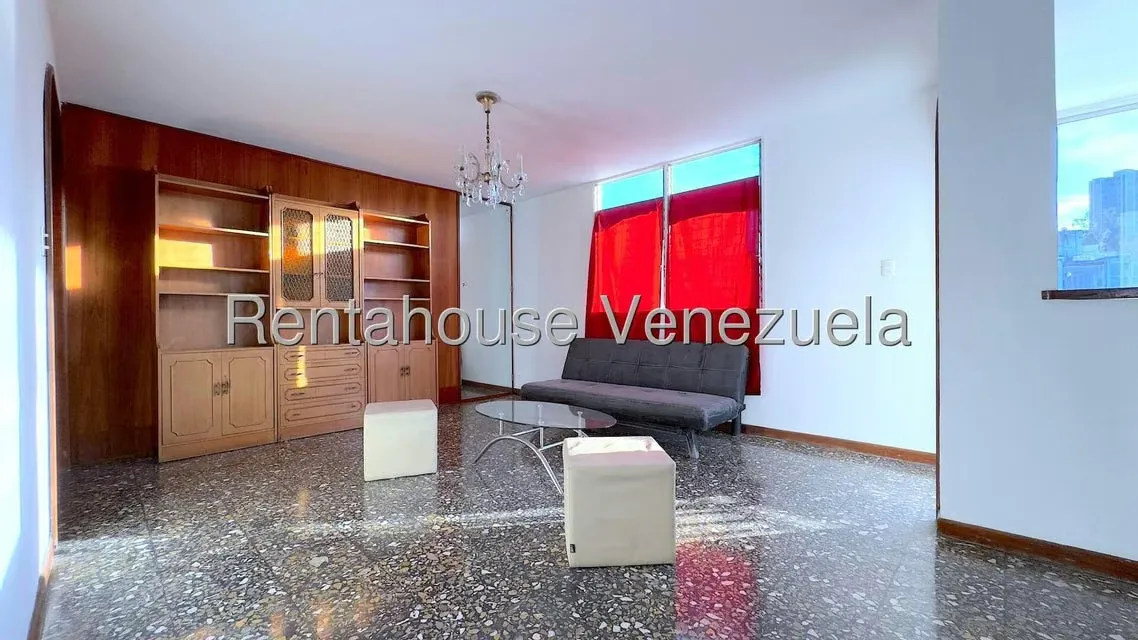 Apartamento (1 Nivel) en Alquiler en El Cafetal, Distrito Metropolitano - 9