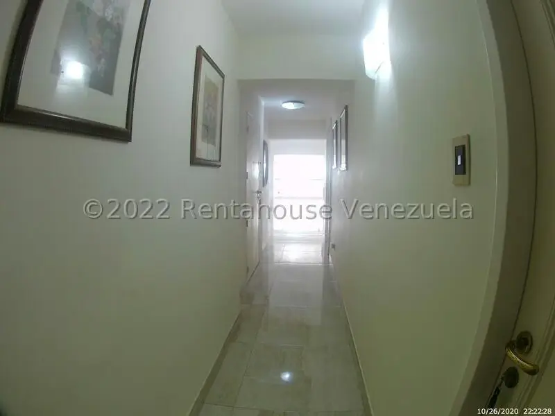 Apartamento (1 Nivel) en Venta en La Florida, Distrito Metropolitano - 24