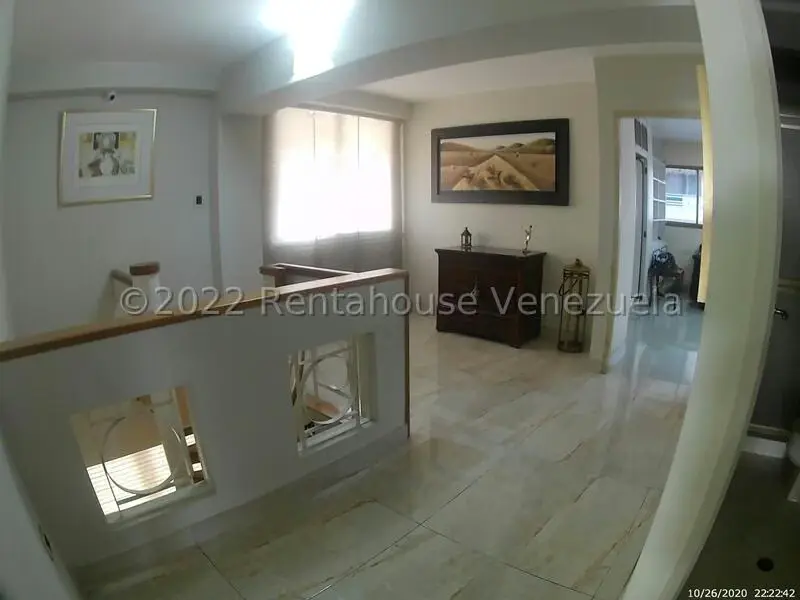 Apartamento (1 Nivel) en Venta en La Florida, Distrito Metropolitano - 25