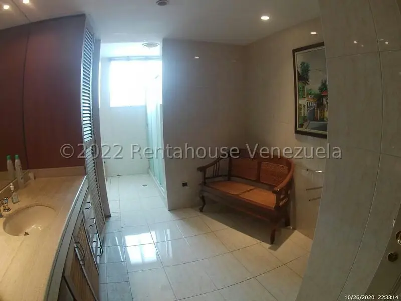 Apartamento (1 Nivel) en Venta en La Florida, Distrito Metropolitano - 44